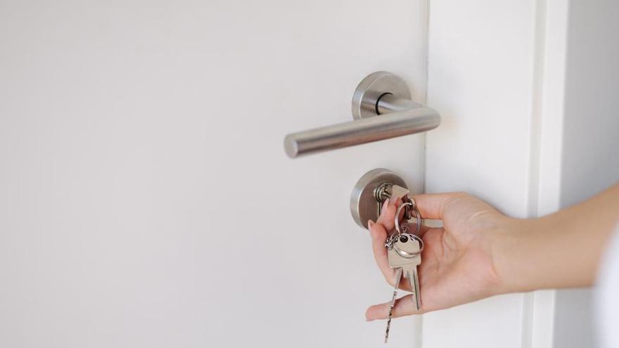Cómo preparar la casa antes de irte de vacaciones: 10 cosas que no deberías olvidar
