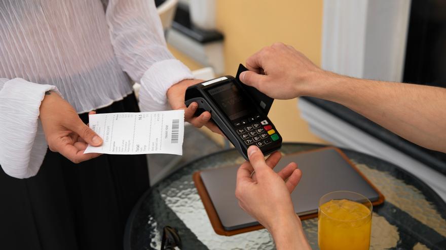 Un 'simpa' con mala reseña incluida: el bochornoso gesto de unos clientes que indigna a las redes