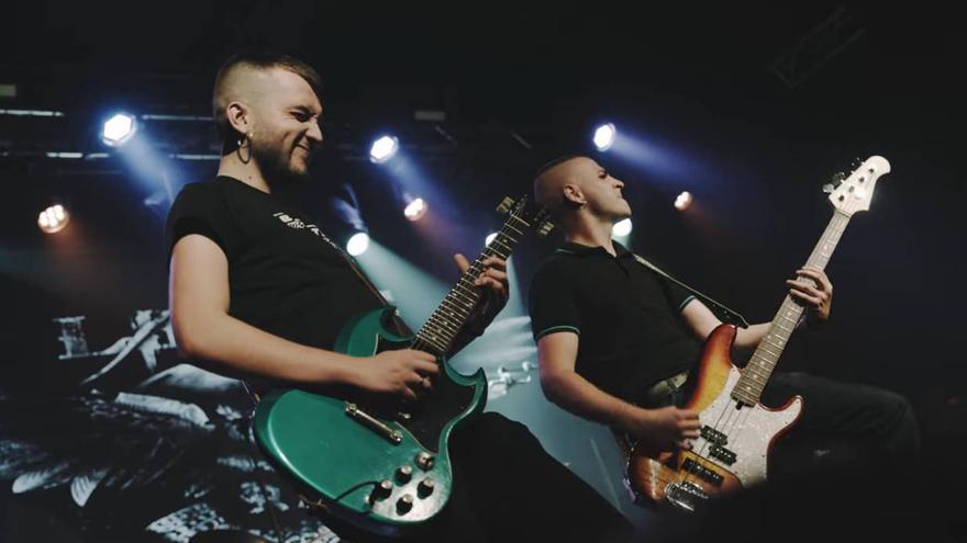 Crítica del concierto de Linaje y Rienda Suelta en la Sala Zentral: la fórmula sigue funcionando