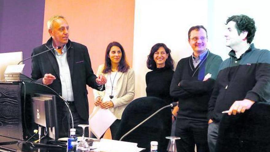 De izda a dcha, Raimon Pèlach, Ana Guinea, Asunción Monje, Joxean Villanueva y Sergio Aguilera.
