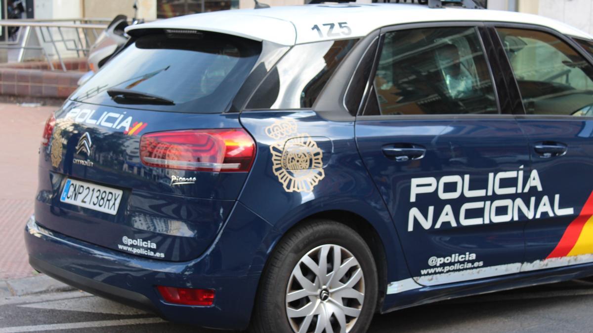 Vehículo de la Policía Nacional.