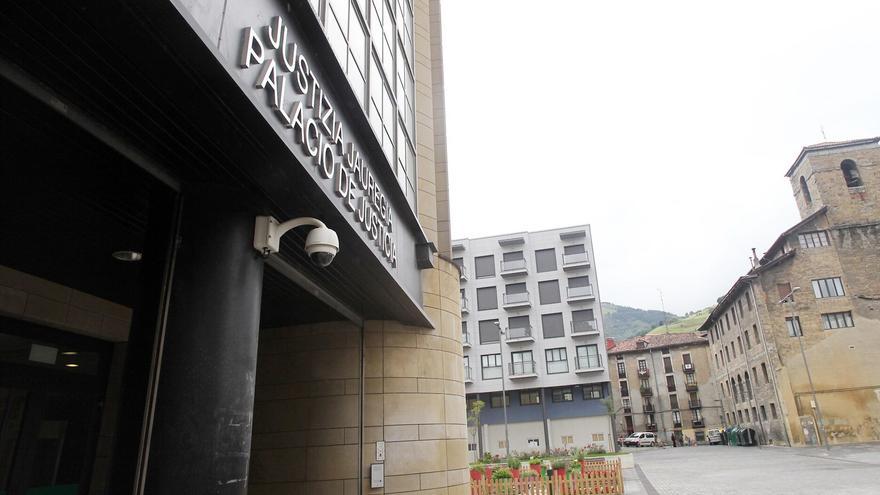 El menor herido los incidentes de los Carnavales Tolosa quiere que su caso llegue a juicio