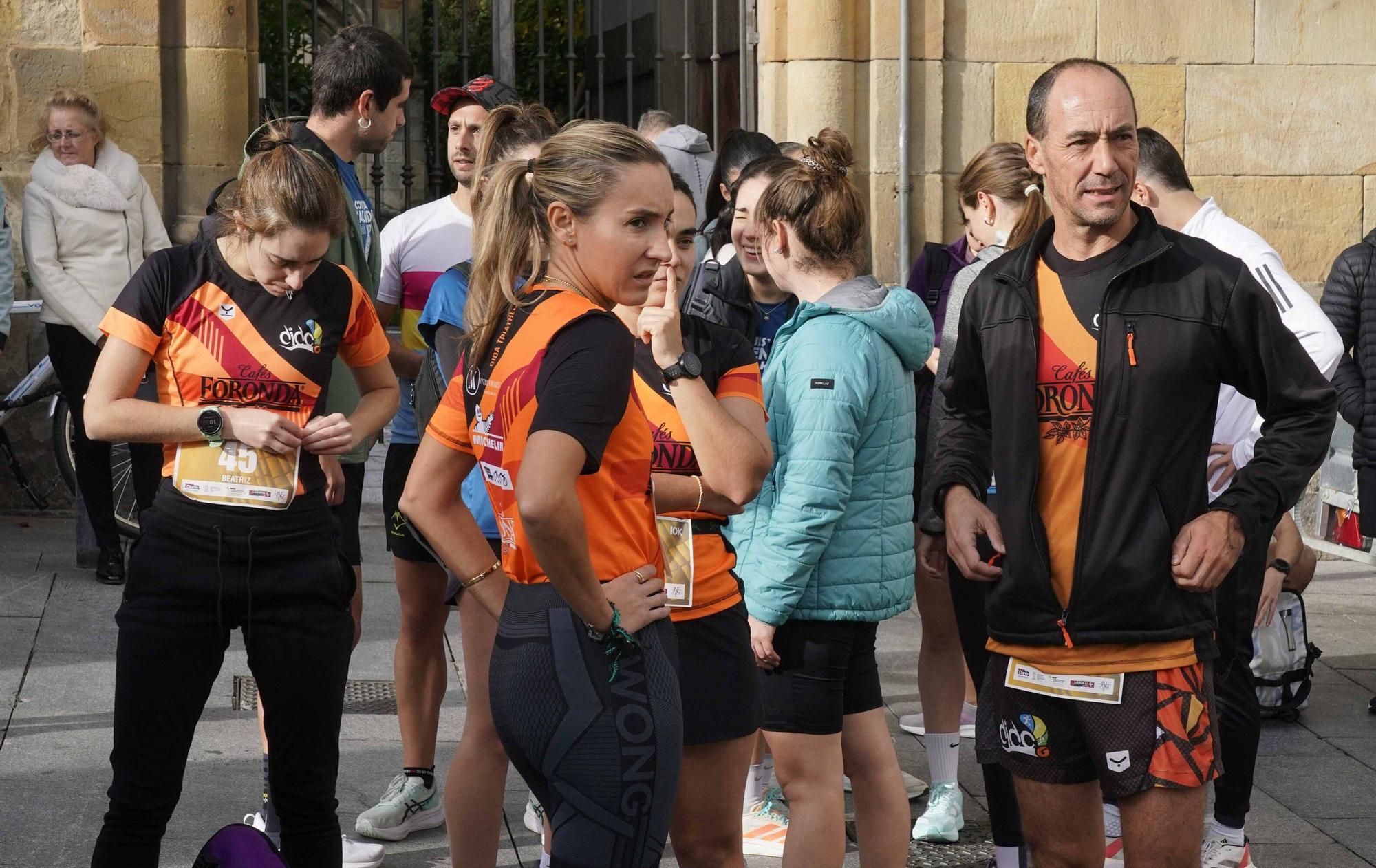 En imágenes: Buen tiempo y buen ambiente en la Conquista de la Almendra (¡Búscate en las fotos!)