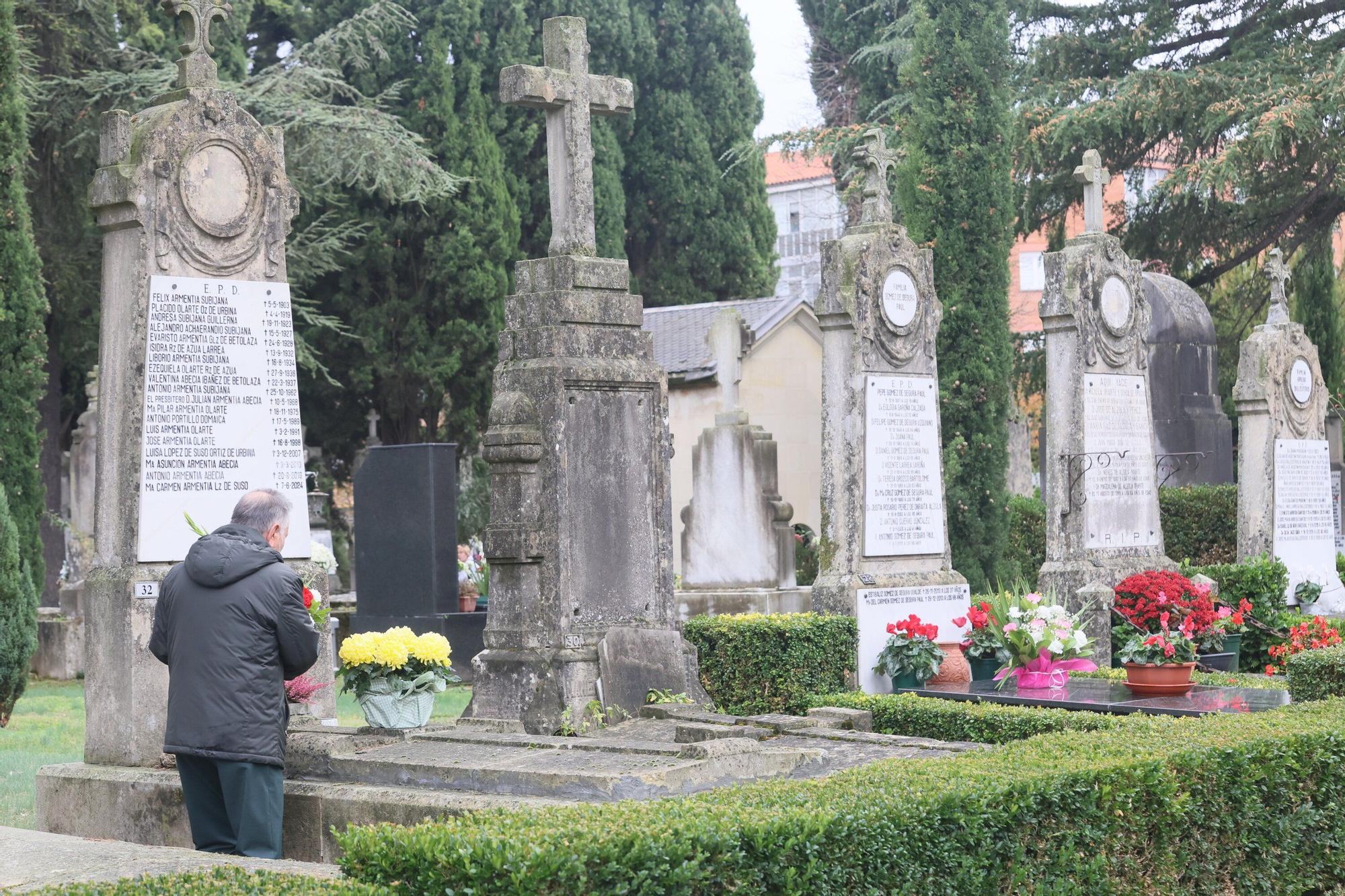 En imágenes: Vitoria muestra sus respetos en el día de Todos los Santos