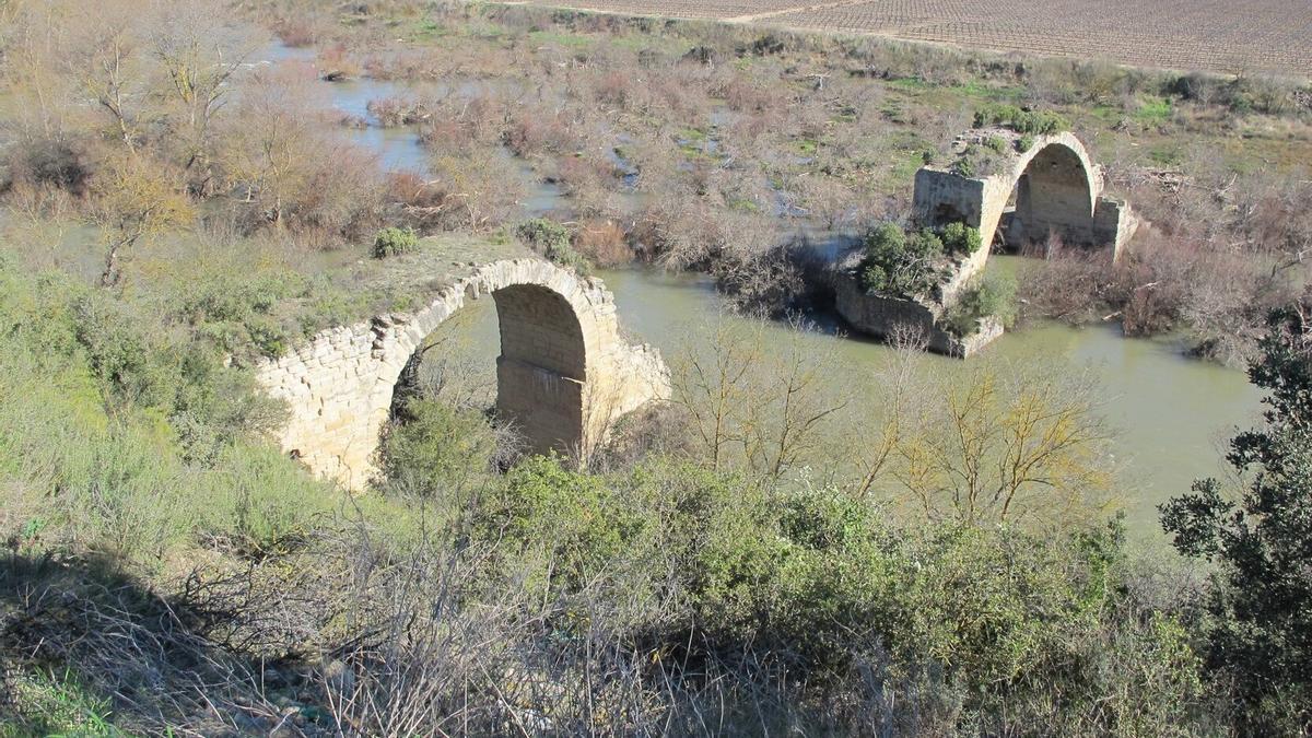 Ruinas del Puente de Mantible