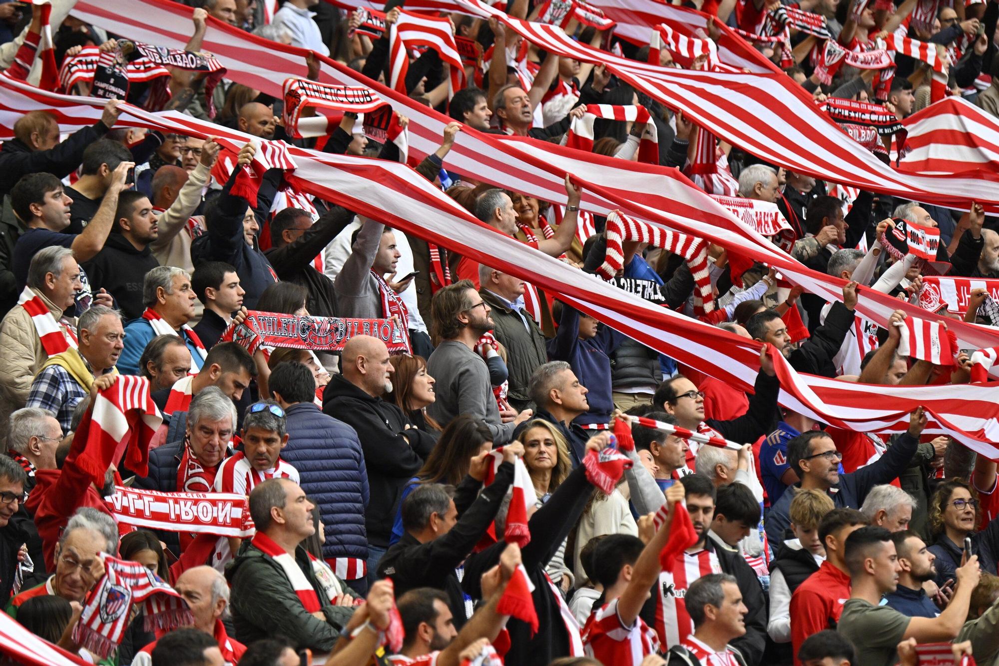 En imágenes: ¿Has estado en San Mamés viendo el Athletic-Real Oviedo? Búscate en nuestra galería