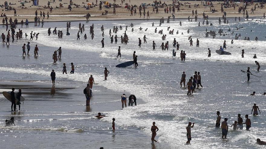 Si vas a bañarte en Donostia, cuidado con estos peligros en las playas antes del verano