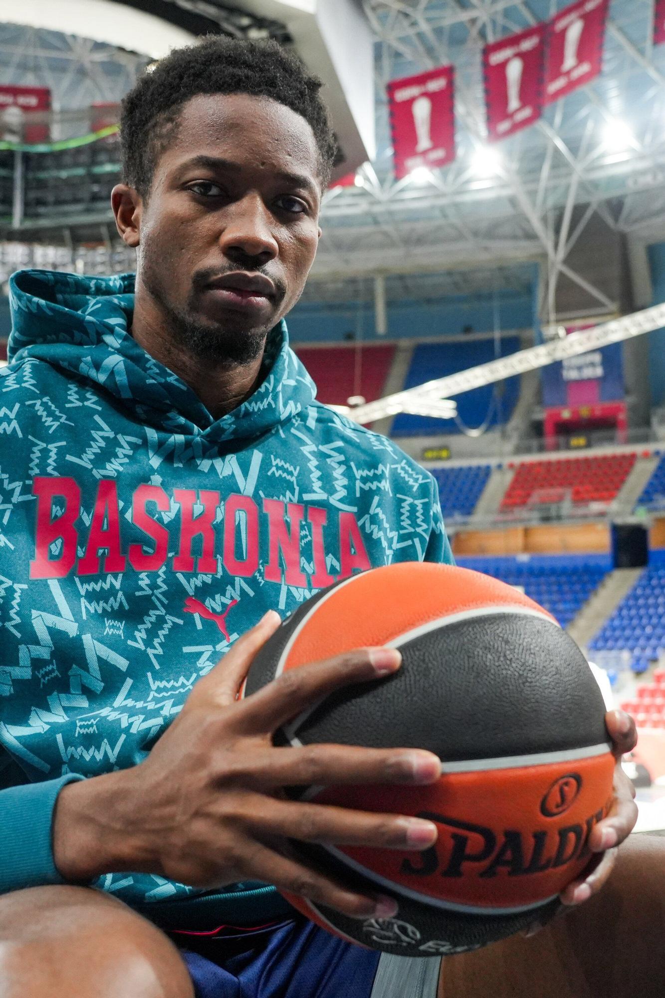 Mamadi Diakite posa para la entrevista concedida a este periódico.