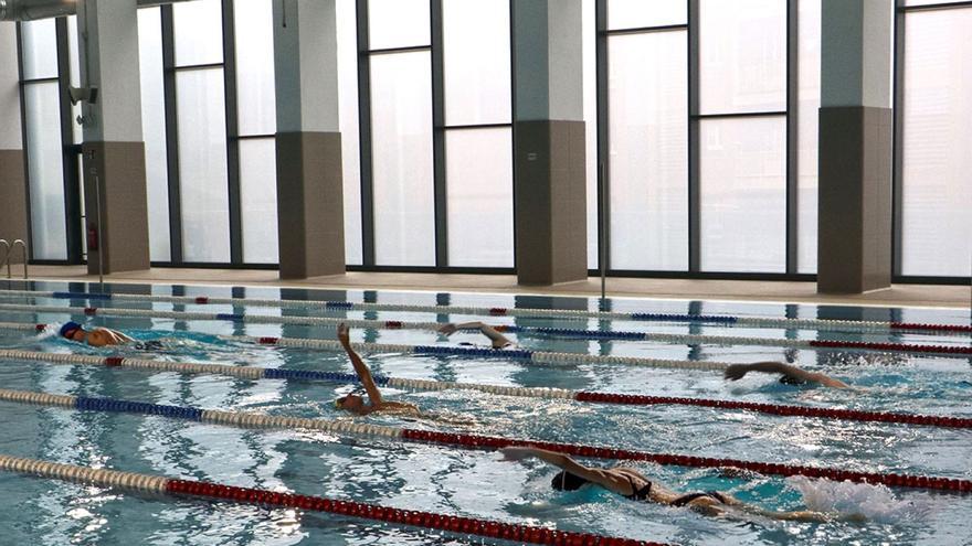 Las piscinas del polideportivo Olaizaga de Elgoibar han reabierto con normalidad tras superar las pruebas de seguridad