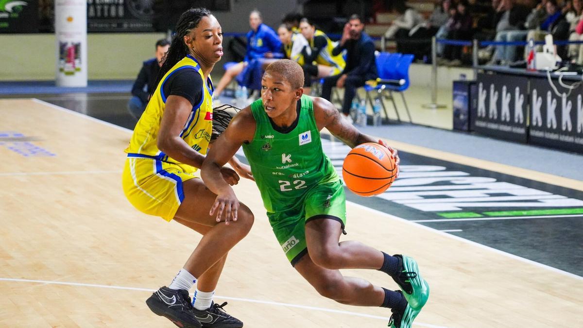 Los 19 puntos de Toussaint no le bastaron al Araski ante el Gran Canaria