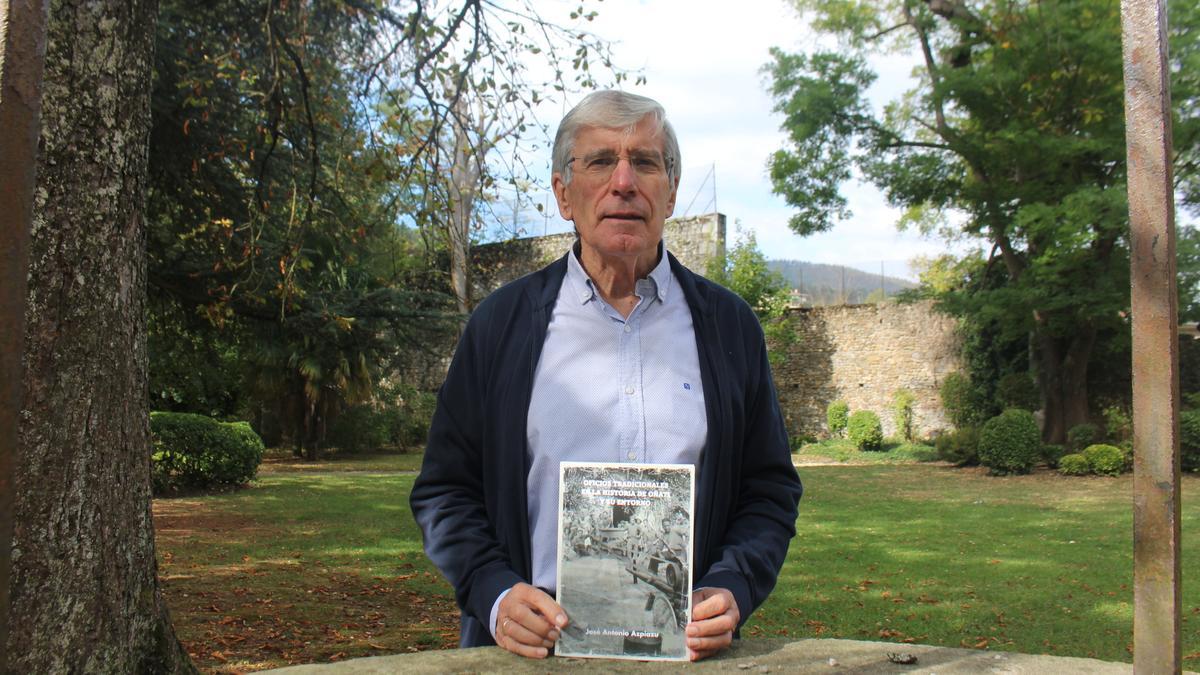 Azpiazu destaca que los supervivientes de los oficios ya desaparecidos se verán &quot;reconocidos y recompensados&quot; en esta publicación.