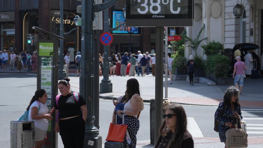 Euskadi afronta la última noche sofocante antes del descenso de las temperaturas