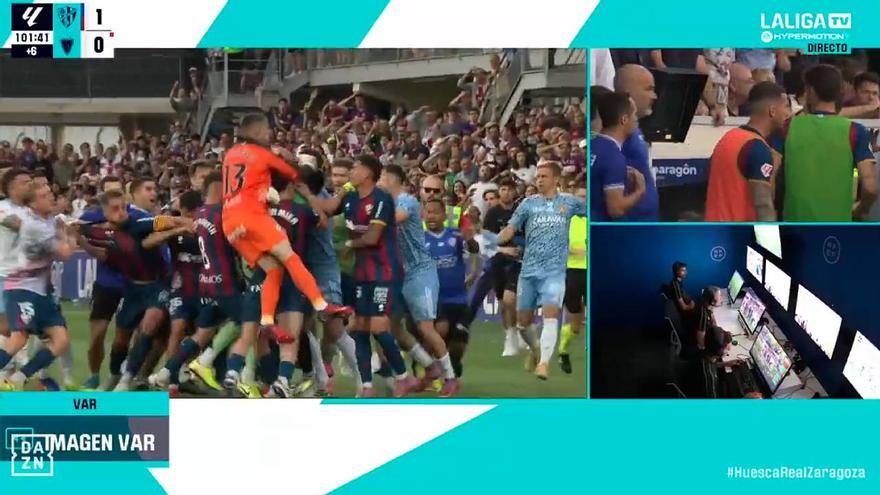 Los comunicados de Huesca y Zaragoza tras el derbi de la vergüenza